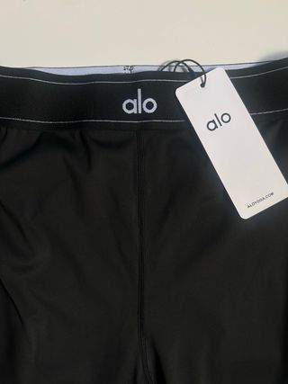 Conjunto deportivo Alo negro