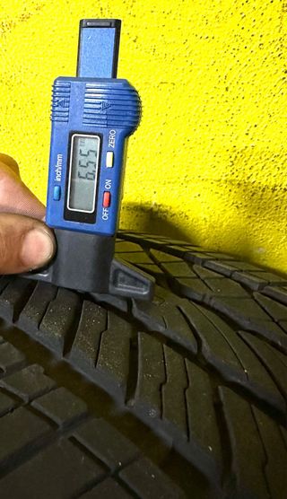 NEUMATICOS COOPER. 235/55 R17 99W