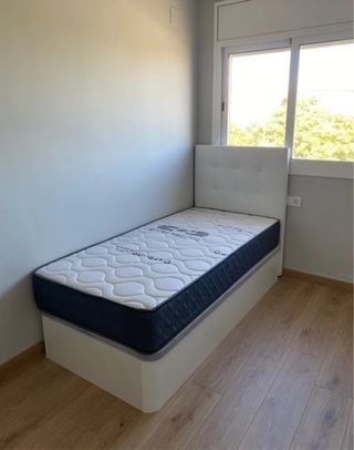 Canapé y colchón individual