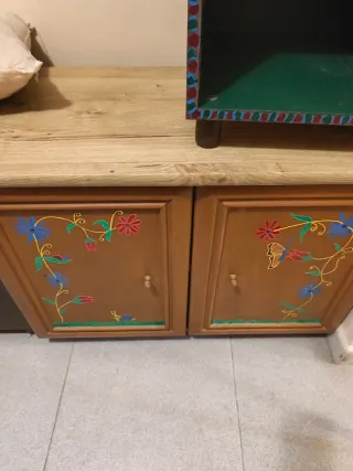 Recibidor de madera pintado a mano