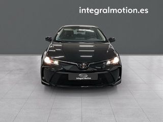 Toyota Corolla Sedán 125H Active Tech