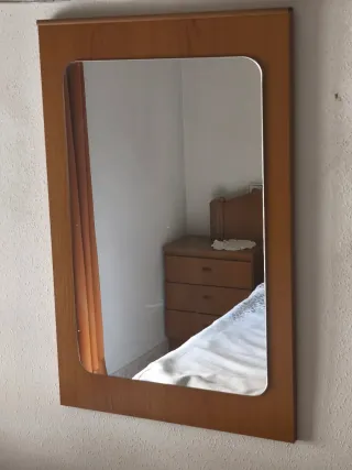 Varios muebles y artículos de piso.T. 662 57 6765