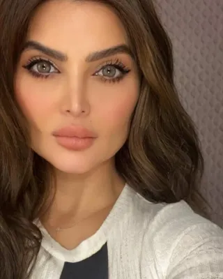 Lentillas de colores gris con miel