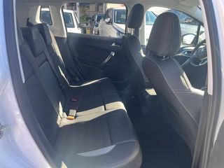 Peugeot 2008 PureTech 130 SANDS Allure 96 kW (130 CV)