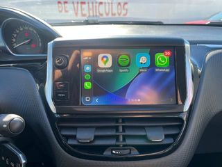 Peugeot 2008 PureTech 130 SANDS Allure 96 kW (130 CV)