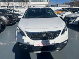 Peugeot 2008 PureTech 130 SANDS Allure 96 kW (130 CV)