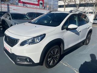 Peugeot 2008 PureTech 130 SANDS Allure 96 kW (130 CV)