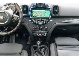 MINI MINI Countryman Cooper D 110 kW (150 CV)
