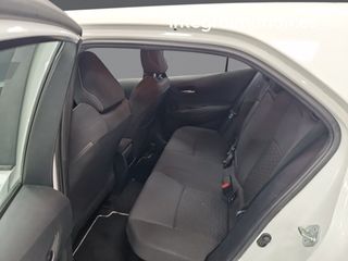 Toyota Corolla 1.8 125H ACTIVE TECH E-CVT