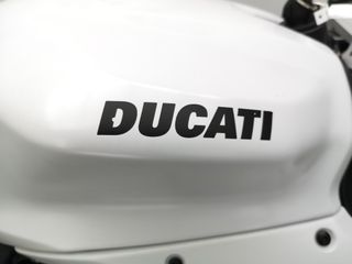 DUCATI PANIGALE V2 2023 3126 kms.