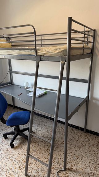 Litera Ikea Metal con Escritorio