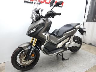HONDA X-ADV 2018 14354 kms.