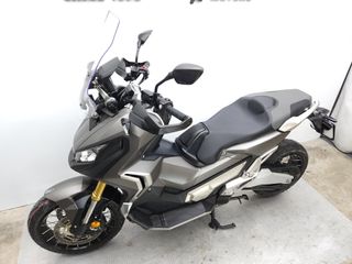 HONDA X-ADV 2018 14354 kms.