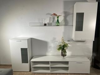 Mueble para TV Airam 230cm – Almacenamiento y Estilo Moderno