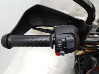 TRIUMPH SCRAMBLER 400 X 2024 3367 kms.