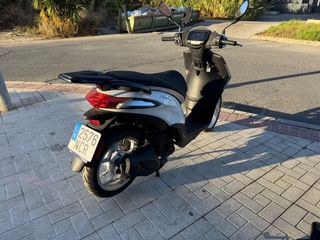 Piaggio Liberty 125 ABS - 2025 (2500€)