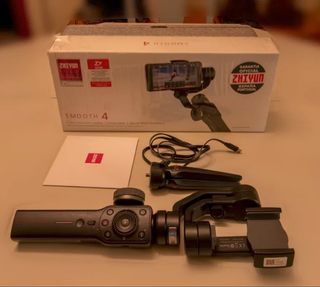 Gimbal Zhiyun Smooth 4