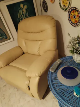 Sillón relax masaje calor cuero beis
