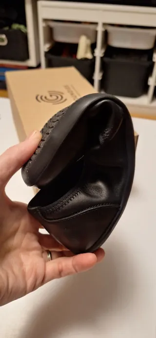 Bailarinas barefoot Groundies negras de piel