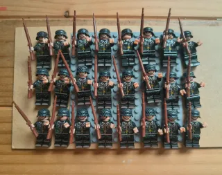 24 Minifiguras Alemanas SS WW2