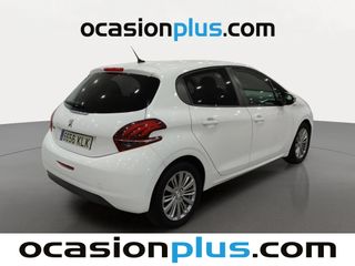 Peugeot 208 PureTech 82 Style 60 kW (82 CV)