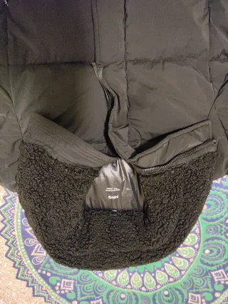 Chaqueta larga acolchada Mango negra