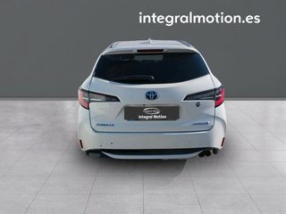 Toyota Corolla 2.0 180H STYLE E-CVT TOURING SPORT