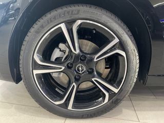 Opel Corsa 1.2T XHLHybrid 81kW GS eDCT