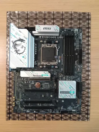 MSI B850 GAMING PLUS WIFI Placa Base