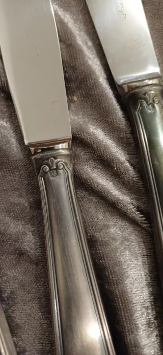 Juego 12 Cuchillos de Mesa metal plateado