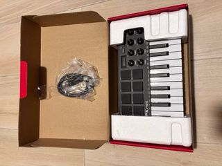 Tastiera MIDI AKAI MPK Mini