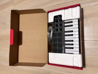 Tastiera MIDI AKAI MPK Mini
