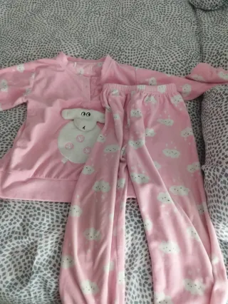 Pijama niña oveja y nubes