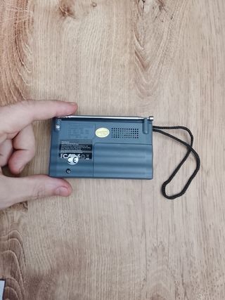 Radio Mini Portátil BAIJIALI BJLR21 AM FM