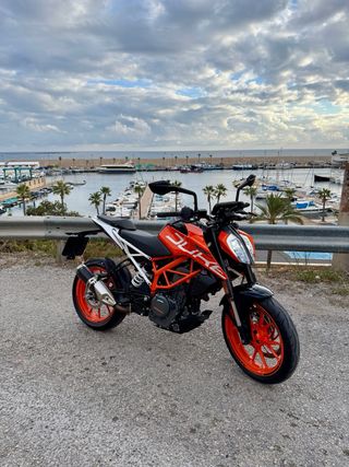 KTM Duke 390