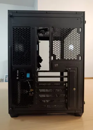 CAJA MARS GAMING MV3R + PSU 750W HITECH