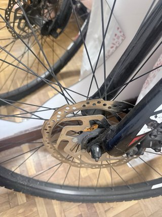 Bicicleta Eléctrica BH a reparar