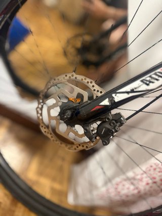 Bicicleta Eléctrica BH a reparar