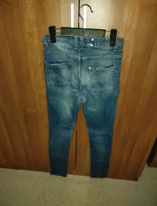 Lote 4 Pantalones (Negro, Azul, Blanco)