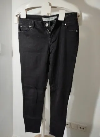 Lote 4 Pantalones (Negro, Azul, Blanco)