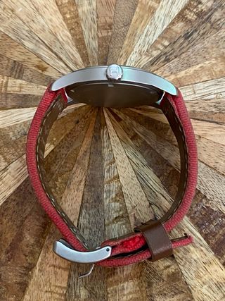 Reloj Hamilton Khaki Negro Correa Roja