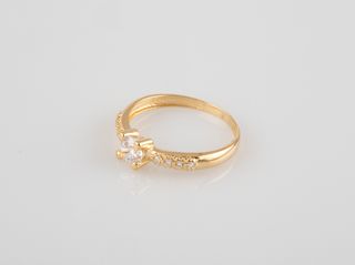 anillo oro 18k con piedra con circonita t. 17 (18,16 mm)