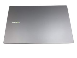 pc portatil samsung galaxy book 4, intel core i3-1315u, 8gb ran, 256gb ssd