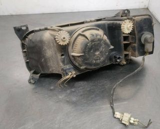 Volkswagen 451987 faro der passat berlina (3a2) cl