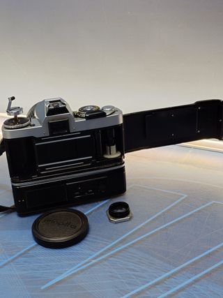 cámara analógica MINOLTA XD-5 objetivo MC ROKKOR 1:3,5/50mm, en perfecto estado