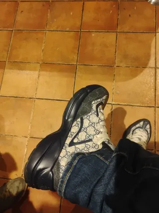 Sneakers Gucci Beige e Multicolore