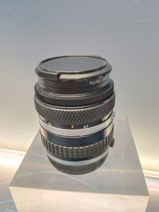 Objetivo olympus 50 mm. + tele converter Tamron-f-buen estado