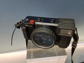 Cámara fotográfica Fuji HD-M impermeable 35 mm, buen estado