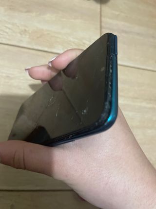 iPhone 11 Roto y Huawei P Smart 2020 Roto