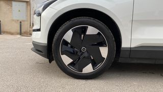 VOLVO EX30 SINGLE MOTOR EXTEND RANGE PLUS 5P